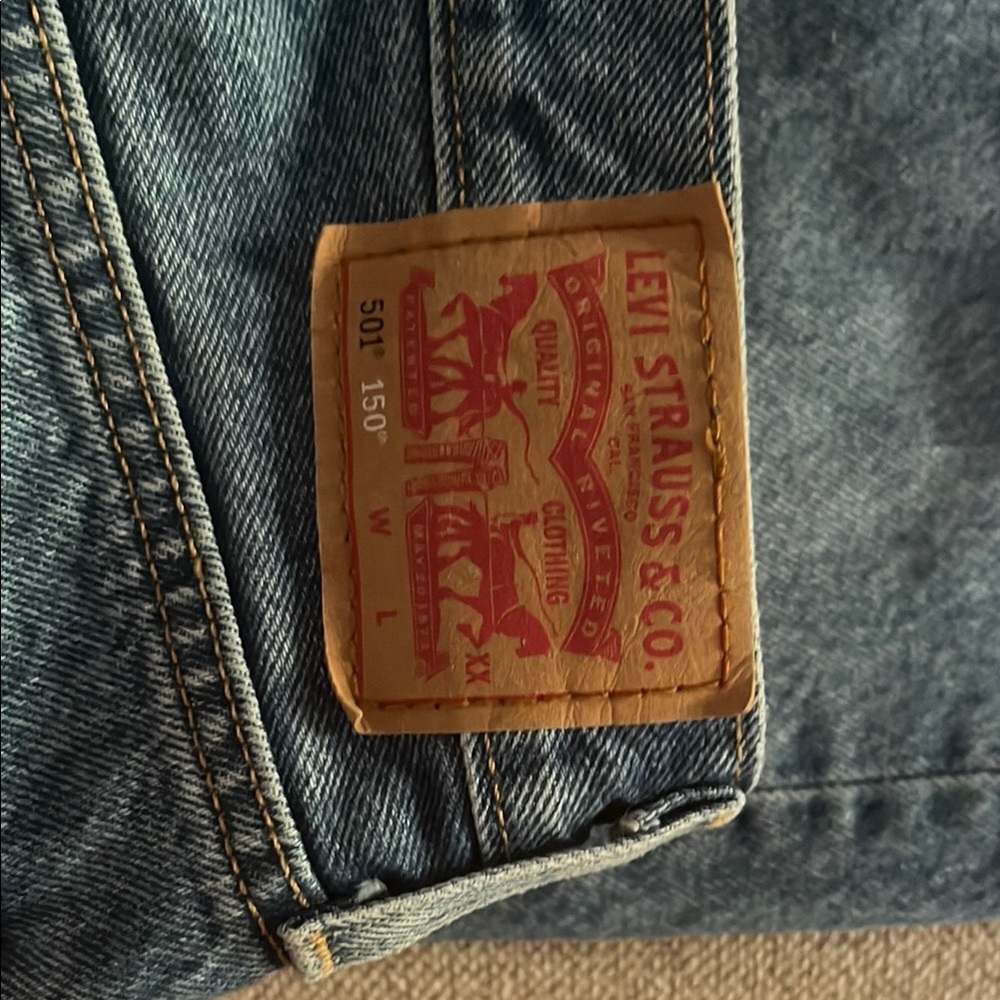 Levi's Blue Jeans with Heart Patch - Picture 2 of 3